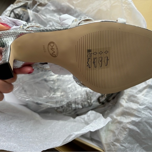 Michael Kors Celia Strappy Heels – Size 10M – Brand New in Box - Picture 8 of 13